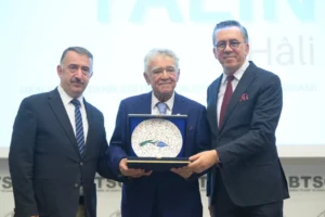 Bursa'da mesleki eğitimde yalın dönüşüm zirvesi öğrencilerin projeleri sergilendi