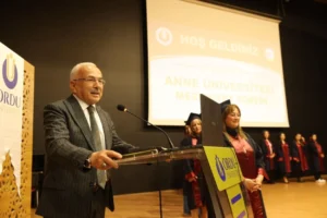 Ordu Anne Üniversitesi ikinci dönem mezuniyet töreninden bir görünüm