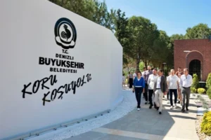 Denizli Büyükşehir Belediyesi tarafından yapımı süren çocuk gelişim merkezi ve sosyal tesis inşaatından genel görünüm