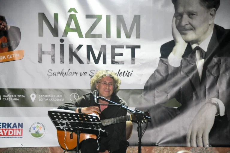Nazım Hikmet, Osmangazi'de şiir ve şarkılarla anıldı.