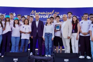 İBB Ders Atölyeleri mezuniyet töreni ve Nuri Aslan'ın konuşması