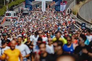One Run etkinliği katılımcıları ve sporcuların coşkusu
