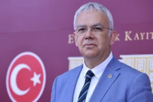 CHP Milletvekili Kayıhan Pala, Türkiye'nin fosil yakıt teşviklerini eleştiriyor.