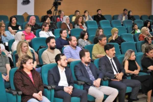 Keçiören Belediyesi tarafından LGS ve YKS'ye hazırlanan öğrencilere yönelik motivasyon semineri düzenlendi.