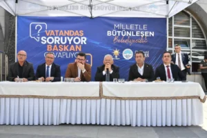 Kayseri Büyükşehir Belediye Başkanı Dr. Memduh Büyükkılıç, Bünyan'da vatandaşlarla bir araya geldi.