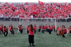 Bursalı öğrenciler tarafından bestelenen 'Bizim Çocuklar' marşı A Milli Takım yarışmasında birinci oldu