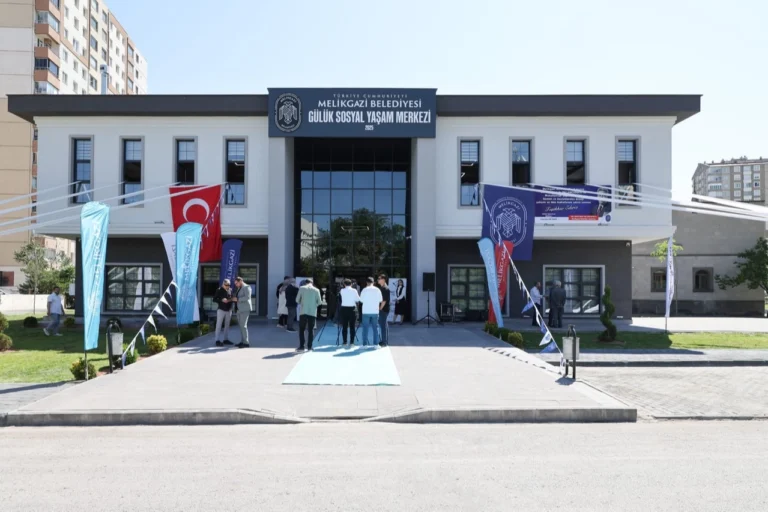 Gülük Sosyal Yaşam Merkezi tanıtım etkinliği ve Günseli Kato söyleşisi