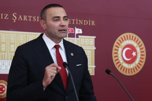 CHP Antalya Milletvekili Aykut Kaya, küçük esnafın ekonomik sorunları ve yapılandırma talepleri hakkında açıklamalarda bulunuyor.