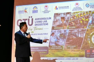 Gebze Teknik Üniversitesi'nde kurulan Agroekolojik Living Lab Ekosistemi açılış töreninden genel görünüm.
