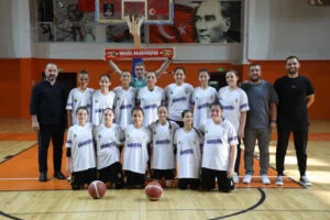 İnegöl Belediyespor U12 Kız Basketbol Takımı Bursa 3'üncüsü oldu
