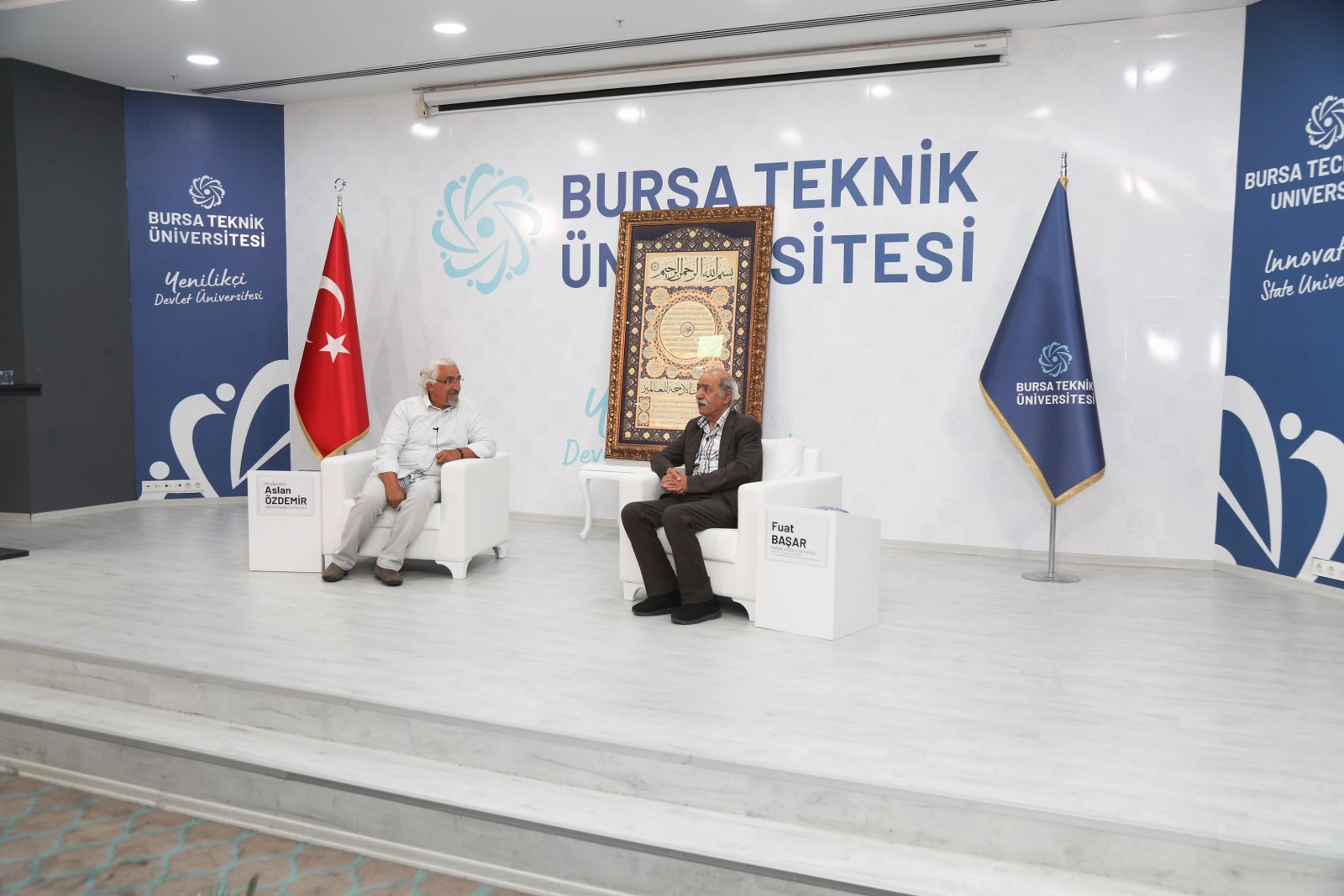 Fuat Başar, Bursa Teknik Üniversitesi'nde 'İlim ve Sanat' konulu söyleşide konuştu.