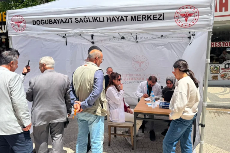 Doğubayazıt İlçe Sağlık Müdürlüğü'nden sağlıklı yaşam taraması