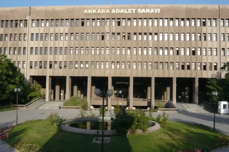 Hâkimler ve Savcılar Kurulu'nun (HSK) Ankara'daki adli atamalarını gösteren kararname