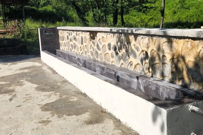 Gölcük Şevketiye Mahallesi'nde yenilenen tarihi çeşme