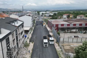 İnegöl'de yenilenen yollar ve asfaltlama çalışmaları