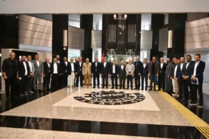 Kayseri Büyükşehir Belediye Başkanı Dr. Memduh Büyükkılıç, Kayseri Sanayi Odası istişare toplantısında sanayicilerle bir araya geldi.