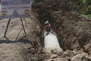 Ordu Fatsa Beşik Sokak'ta tamamlanan yağmur suyu hattı çalışması