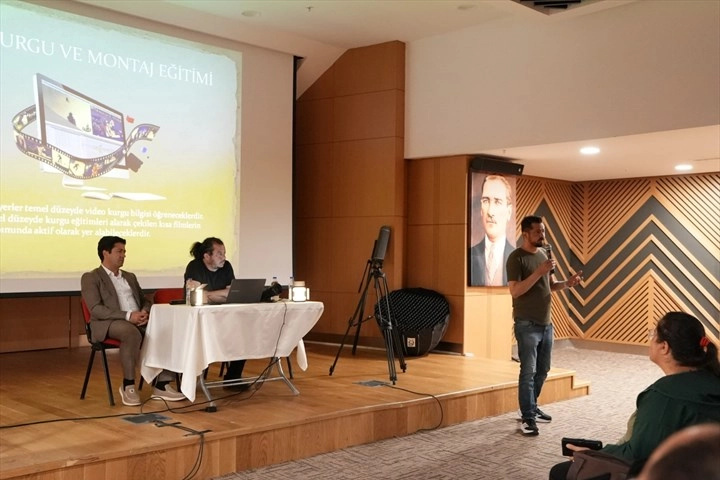 Denizli Büyükşehir Belediyesi Kısa Film Atölyesi'nde eğitimler başladı