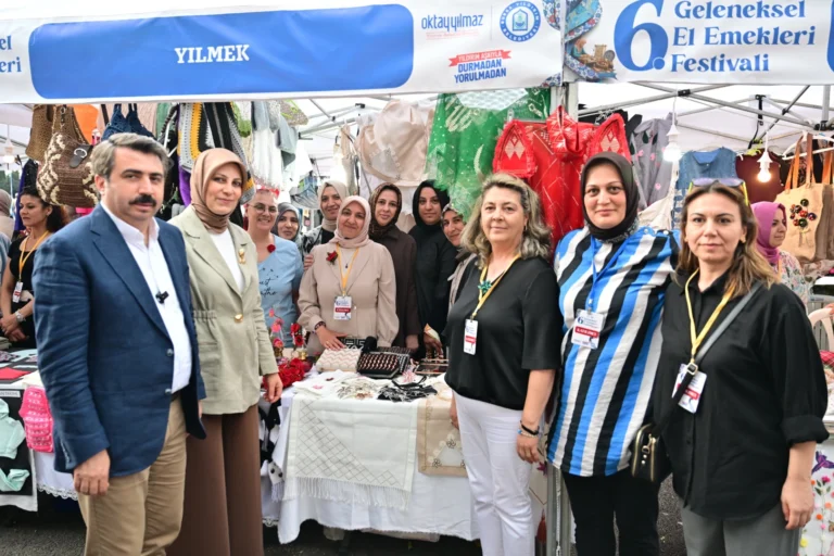 Bursa Yıldırım El Emekleri Festivali'nde kadınların ürettiği ürünler sergileniyor