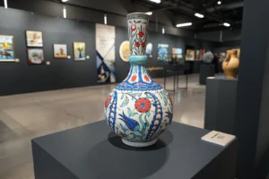 Kocaeli Büyükşehir Belediye Konservatuvarı "Bir Dokunuş, Bir İz, Bir Anlam" öğrenci sergisi
