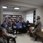 Sakarya Büyükşehir Akademi eğitimlerinin sona ermesini temsil eden toplu sertifika töreni görseli