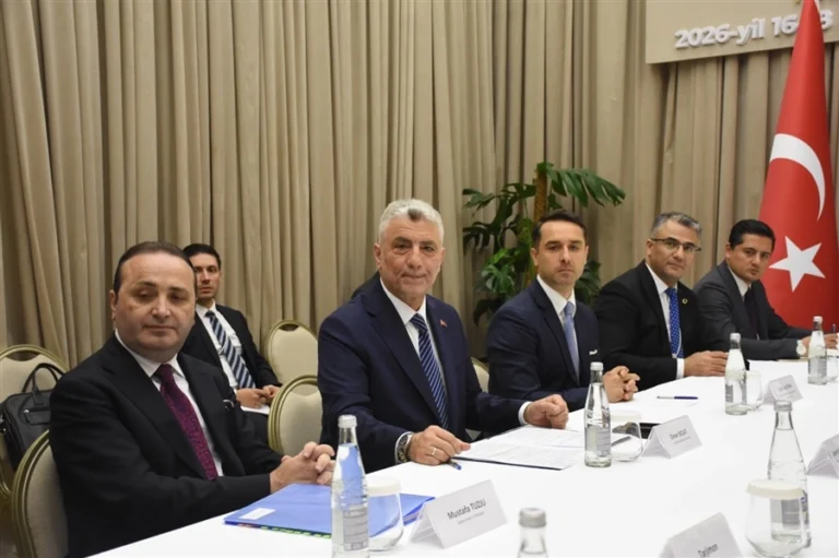 Ticaret Bakanı Ömer Bolat, Taşkent'teki Türkiye-Özbekistan İş Forumu'nda Türk yatırımlarını açıkladı.