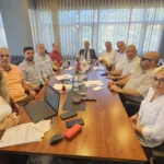 Artvin Ticaret Borsası Arhavi'de çay sektörü temsilcileriyle bir araya geldi.