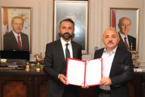 Çankırı'da kaya tuzunun katma değerli ürünlere dönüştürülmesi için KUZKA ile iş birliği protokolü imzalandı.