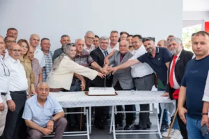 Bursa Büyükşehir Belediyesi'nin Babalar Günü'nde şehit ve gazi babalarına yönelik anlamlı ziyareti.