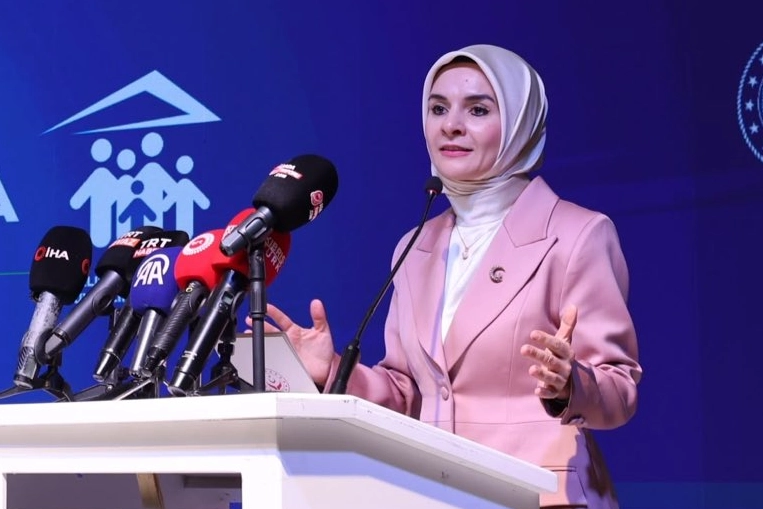 Ankara'da düzenlenen Genç Müslüman Kadınlar Liderlik Programı'na katılan genç kadınlar