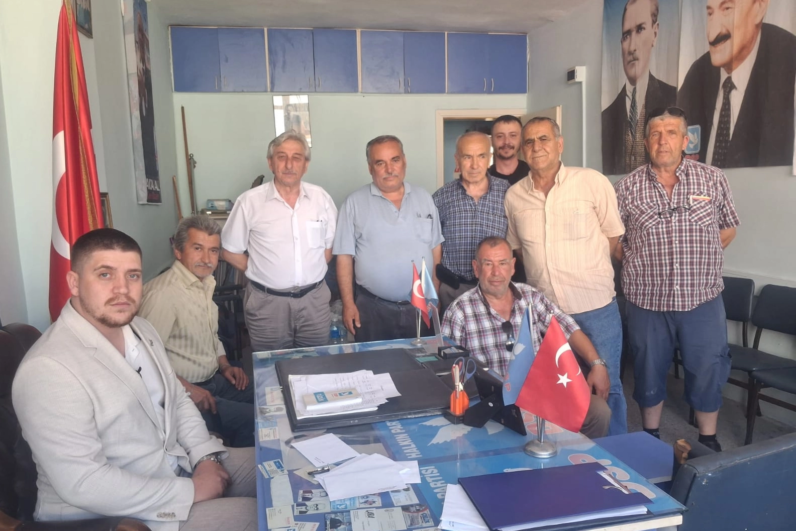 DSP Keşan İlçe Başkanı Hasan Nalbantoğlu'nun yeniden seçilmesini simgeleyen görsel