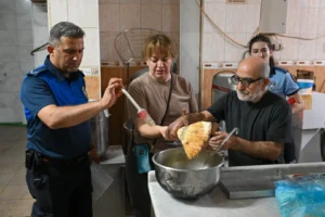 Bornova Belediyesi zabıta ekipleri fırınlarda hijyen ve gramaj denetimi yapıyor