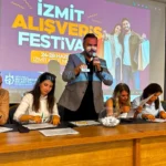 Kocaeli'de düzenlenen alışveriş festivalinde esnaf ve vatandaşlar bir araya geliyor, cazip indirimler sunuluyor.