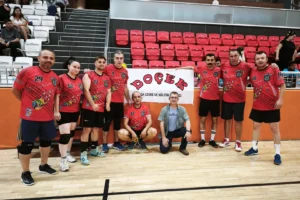 Keşan DOÇEK voleybol takımı, Tarım İl Müdürlüğü'nü yenerek turnuvada galip geldi.