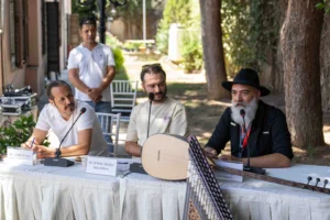 Bornova'da düzenlenen çalgı yapım tanıtım günleri etkinliğinden bir kare