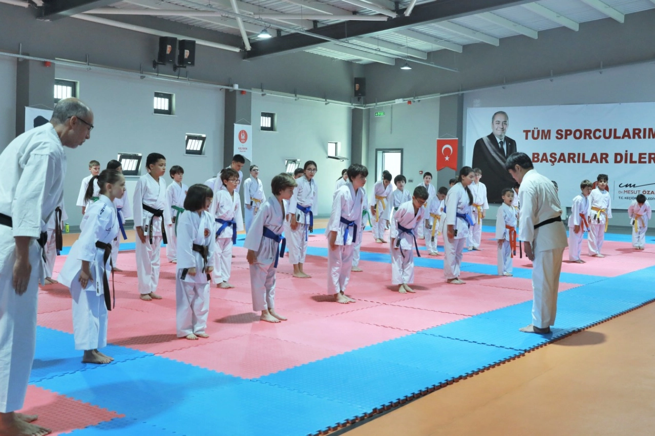 Uluslararası Karate Semineri Keçiören'de Düzenlendi
