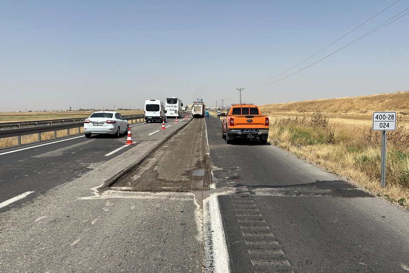 Viranşehir-Kızıltepe-Nusaybin yolu inşaat çalışmaları devam ediyor