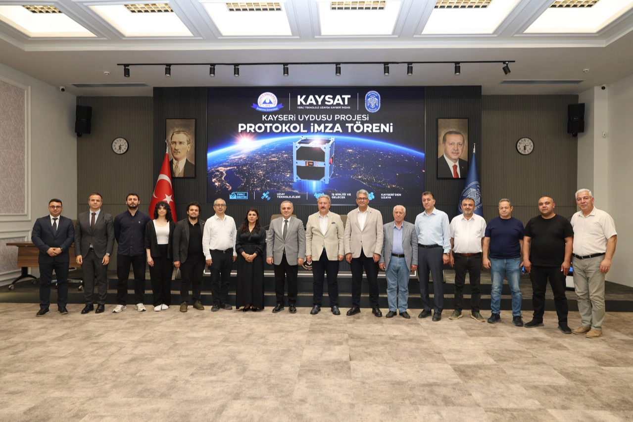 Kayseri Melikgazi Belediyesi ve Erciyes Üniversitesi iş birliğiyle geliştirilen milli meteoroloji uydusu KAY-SAT projesi.
