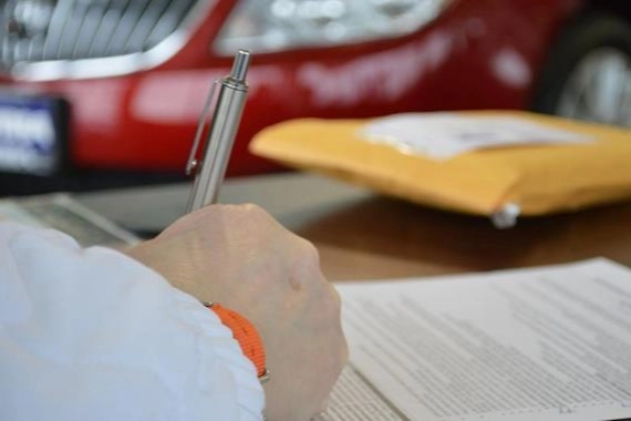 Araçlarda uygunluk belgelerinin elektronik ortama geçişini gösteren görsel