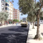 İzmir Ödemiş'te tamamlanan altyapı çalışmalarının ardından başlayan üstyapı yenileme çalışmaları.