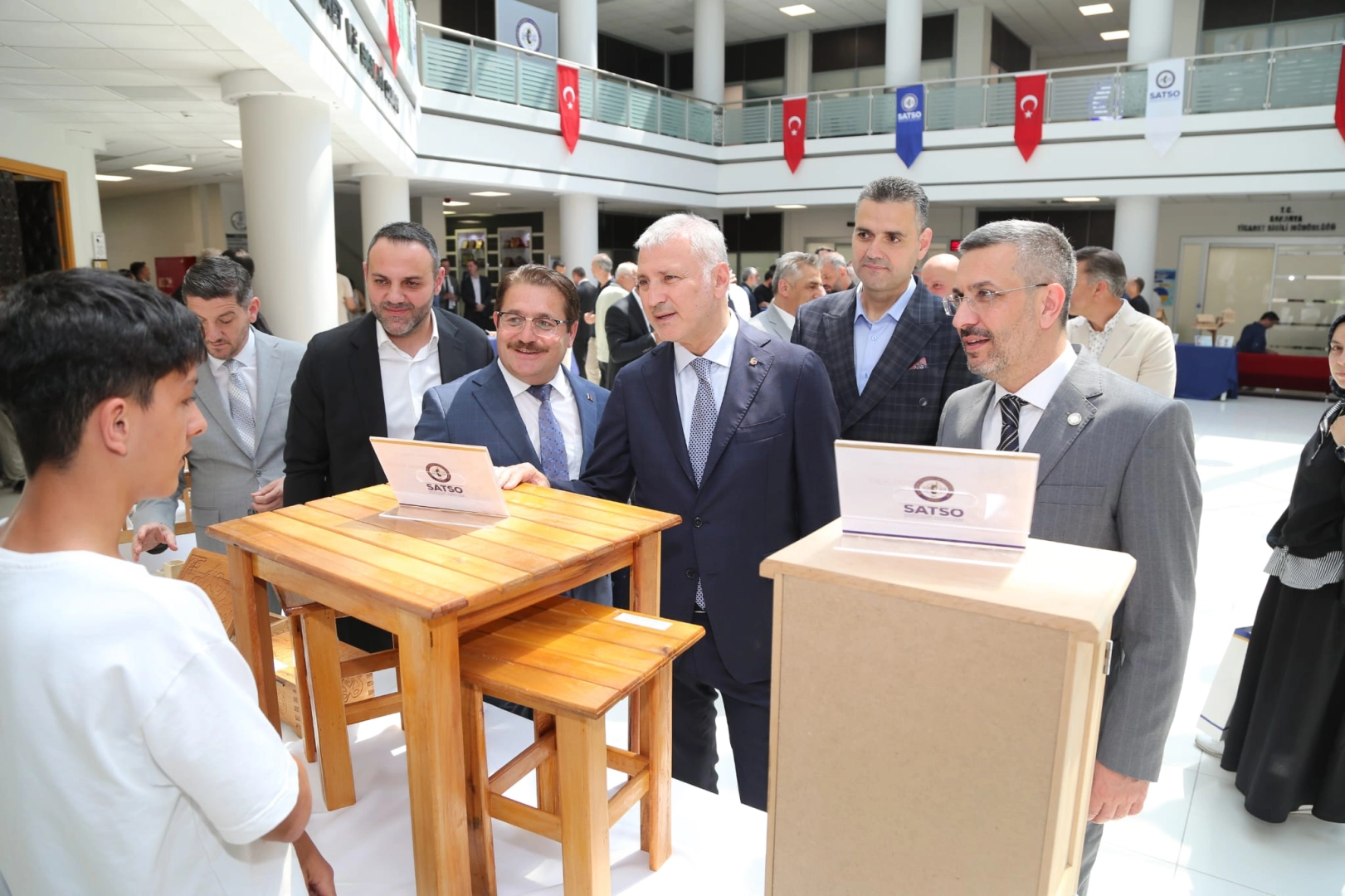 Sakarya Ahşaptan Hayata Yarışması'nda ödül alan genç yetenekler ve tasarımları