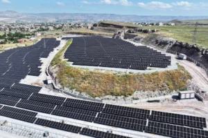 Kocasinan Belediyesi Güneş Enerjisi Santrali çalışmalarından genel bir görünüm