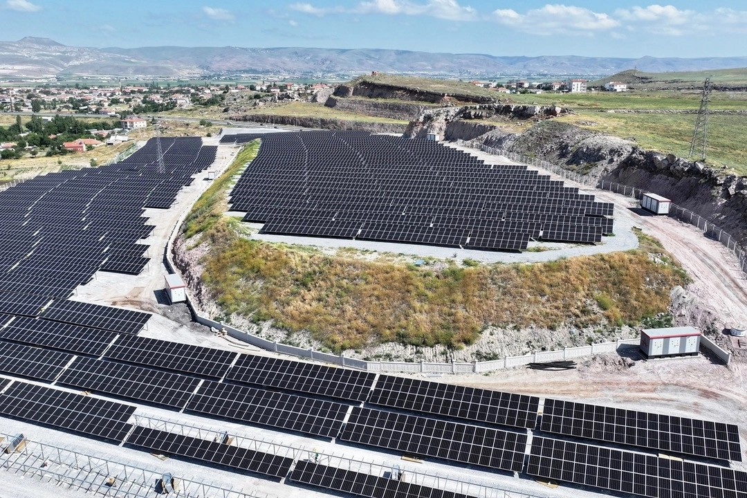 Kocasinan Belediyesi Güneş Enerjisi Santrali çalışmalarından genel bir görünüm
