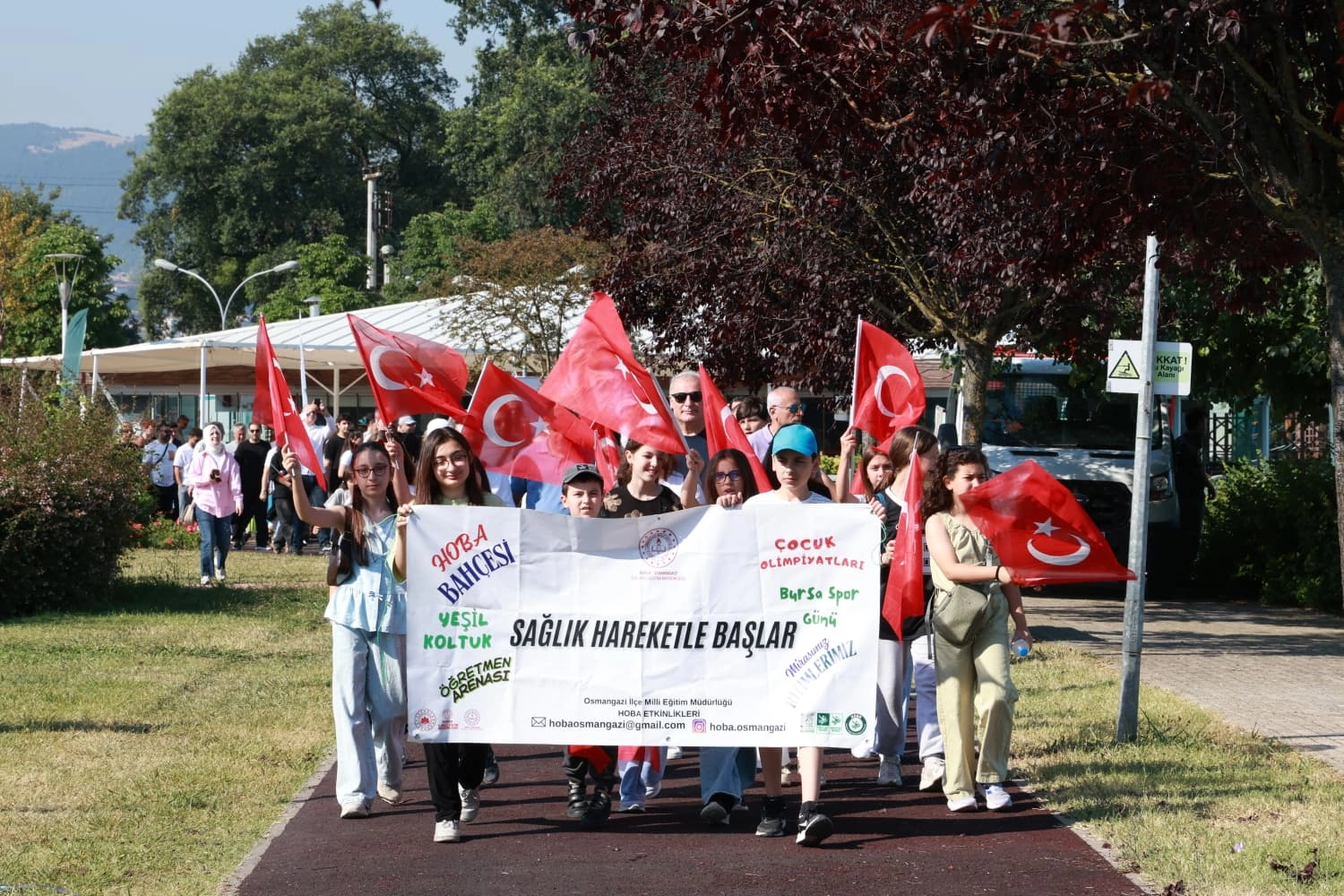 Osmangazi HOBA Projesi kapsamında başarılı öğrenci ve öğretmenler kahvaltıda buluştu