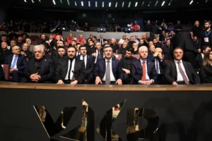 İBB Başkanvekili Nuri Aslan, İstanbul'daki Aşura Matem Merasimi'nde birlik ve adalet mesajı verdi.
