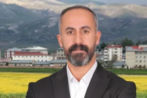 Saray Belediye Başkanı Davut Acar'a, 5 yaşındaki Hamza'nın ölümüne neden olan köpek saldırısı ihmali nedeniyle soruşturma izni verildiği haberi