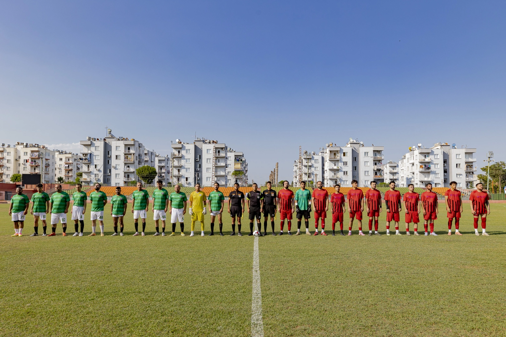 Mersin'de 30 Ağustos Zafer Kupası Futbol Turnuvası'nın başlangıç maçı