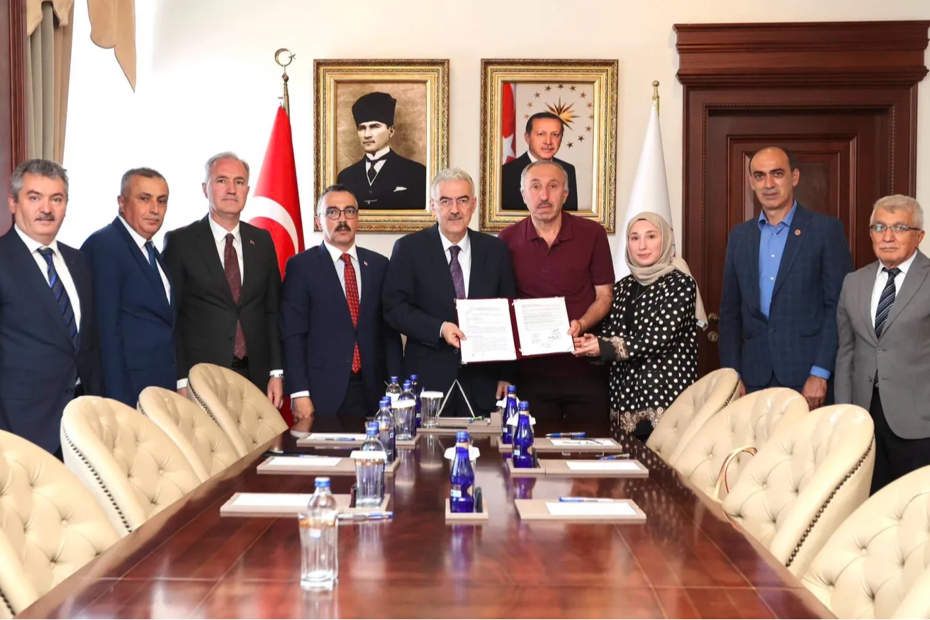 Bursa İnegöl Saffet Altunal İlkokulu protokol imza töreni