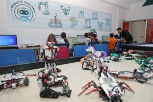 Talas İnovasyon Yaz Kampı ilkokul ve ortaokul öğrencileri için teknoloji eğitimi