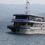 Kocaeli İzmit Körfezi'nde yaz seferlerine başlayan vapurlar